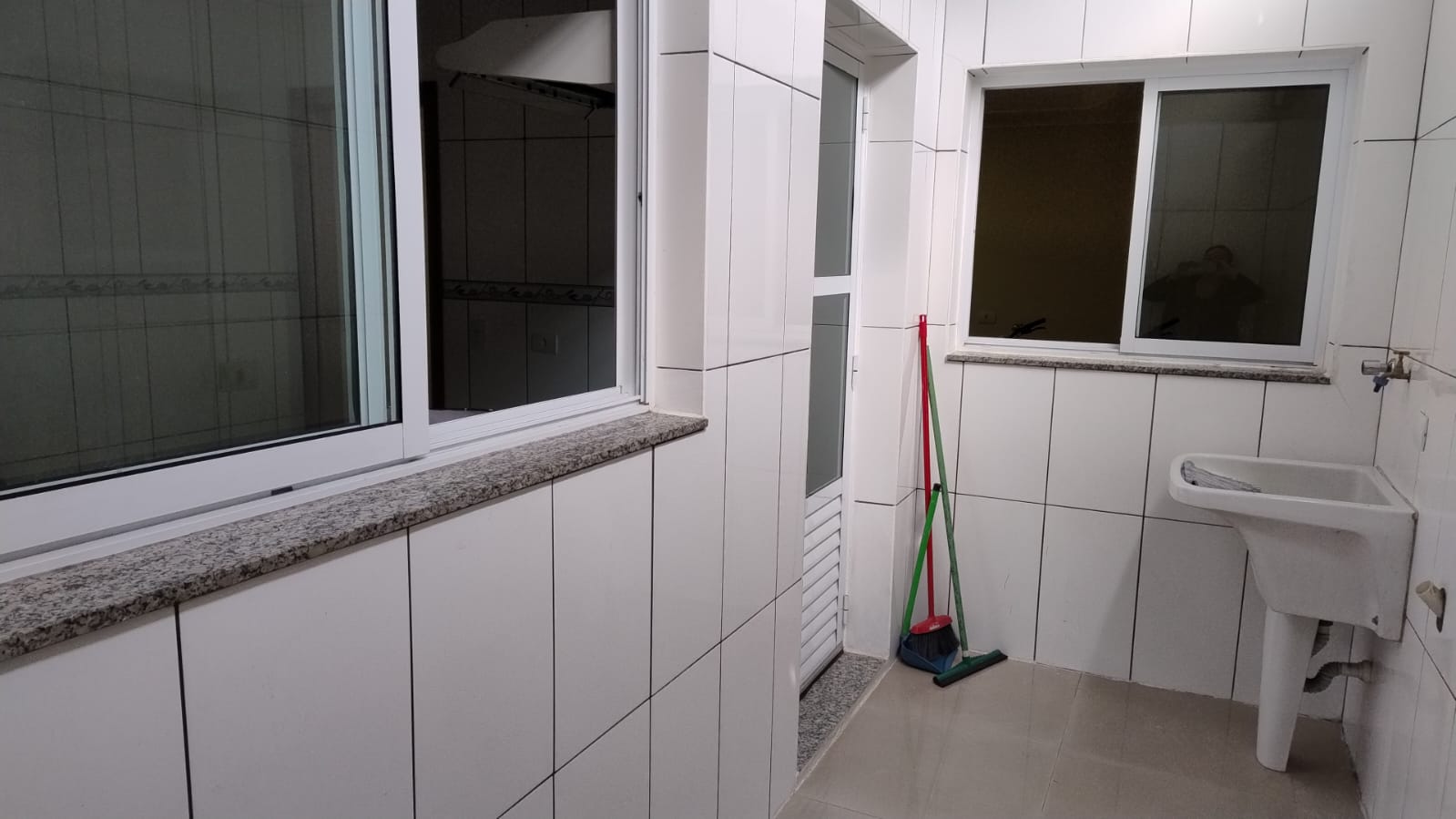 Lindo Apto -90 Mts - Sem Condomínio -Bairro Santa Maria -Santo André 1 por andar !!