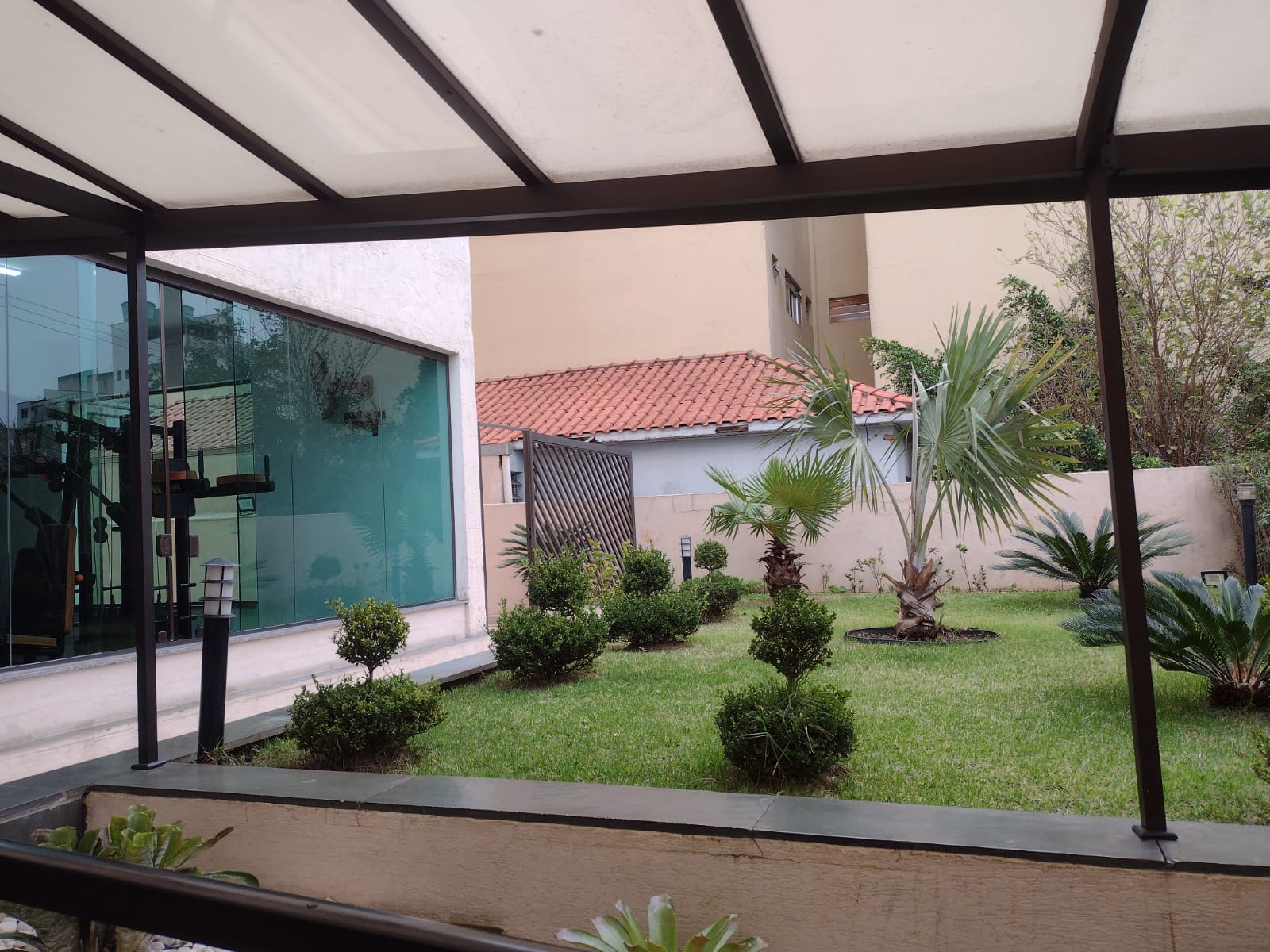 Oportunidade Apartamento- 103 mts - Andar Alto- Face Norte - Bairro Novca Gerty