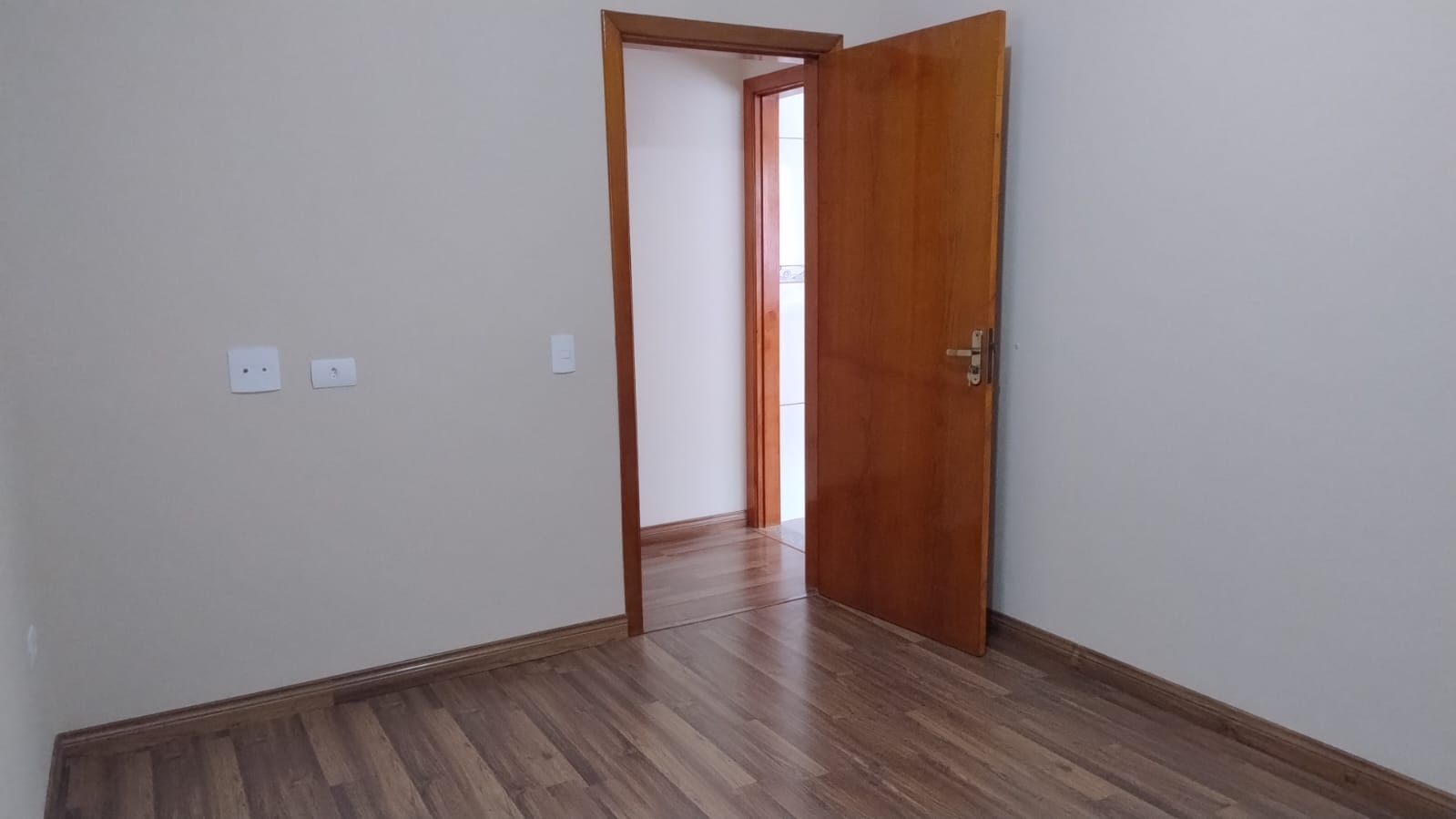 Lindo Apto -90 Mts - Sem Condomínio -Bairro Santa Maria -Santo André 1 por andar !!