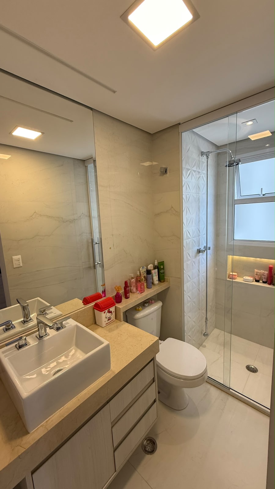 Apartamento Porteira Fechada - Bairro Olímpico-Andar Alto-Vista Livre 