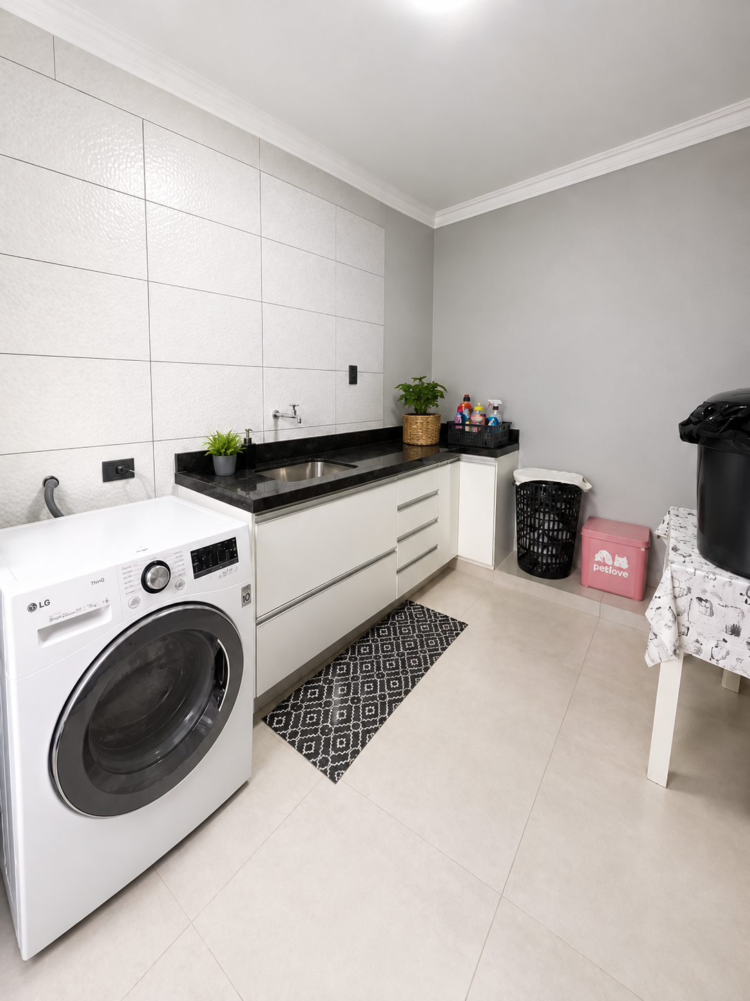 Sobrado com 3 quartos, 250 m²