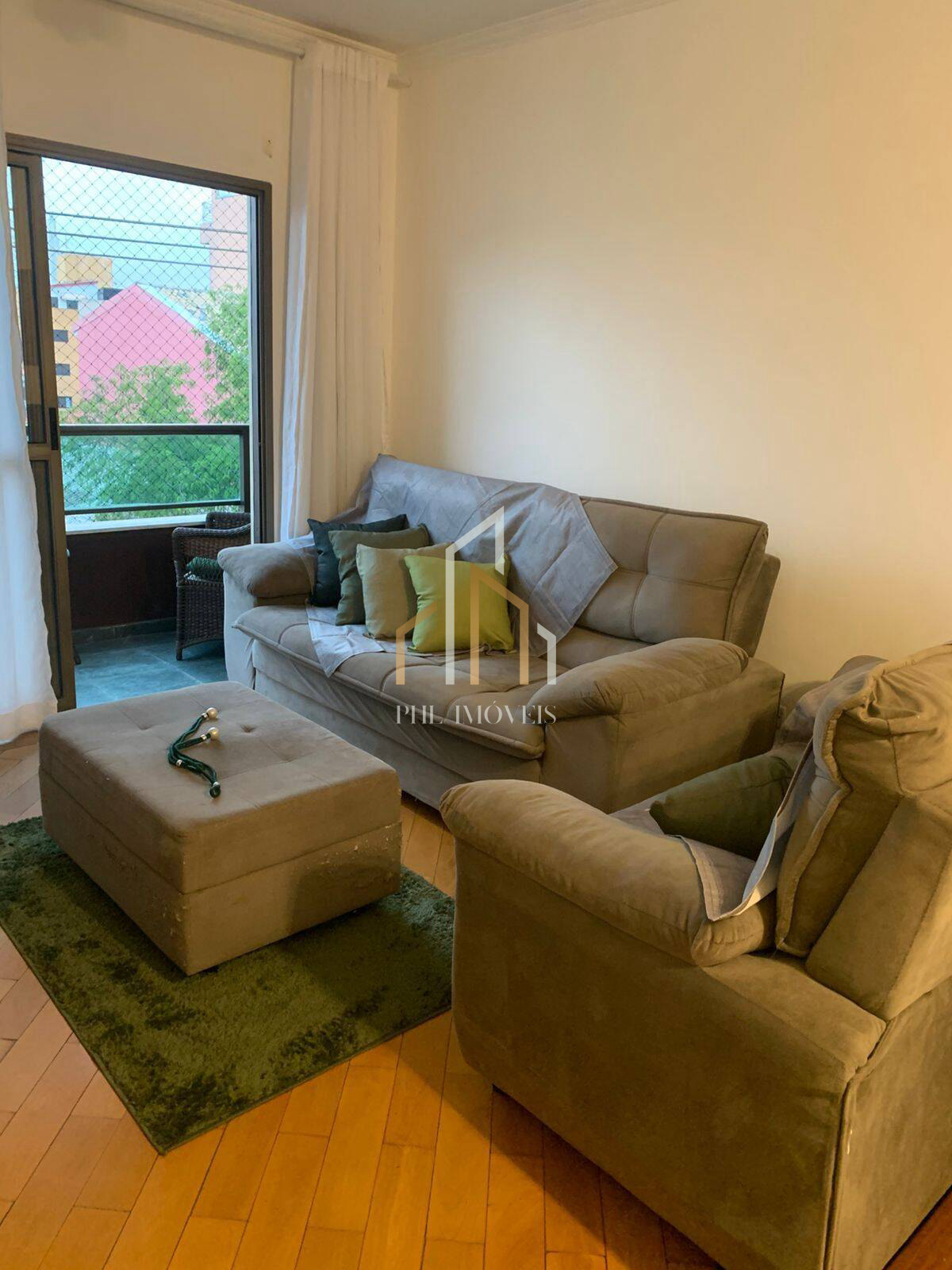 Apartamento à venda com 96m², 3 quartos *LOCALIZAÇÃO PREVILEGIADA*