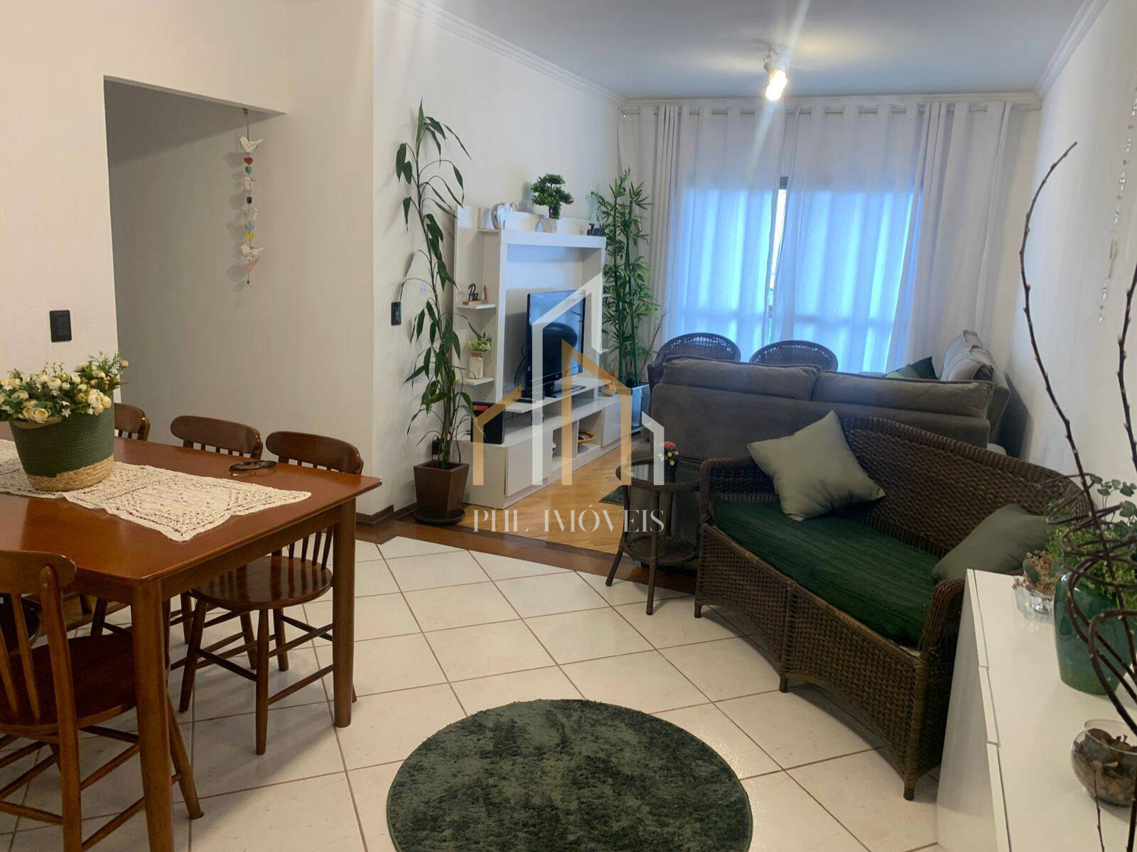 Apartamento à venda com 96m², 3 quartos *LOCALIZAÇÃO PREVILEGIADA*