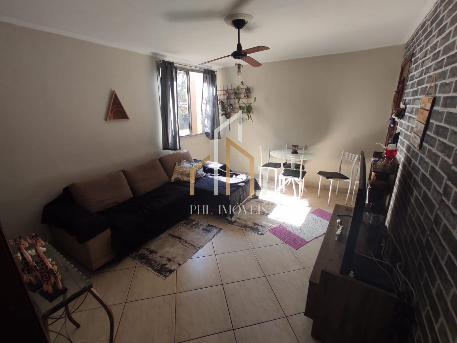 APARTAMENTO RADIALISTA 1º ANDAR