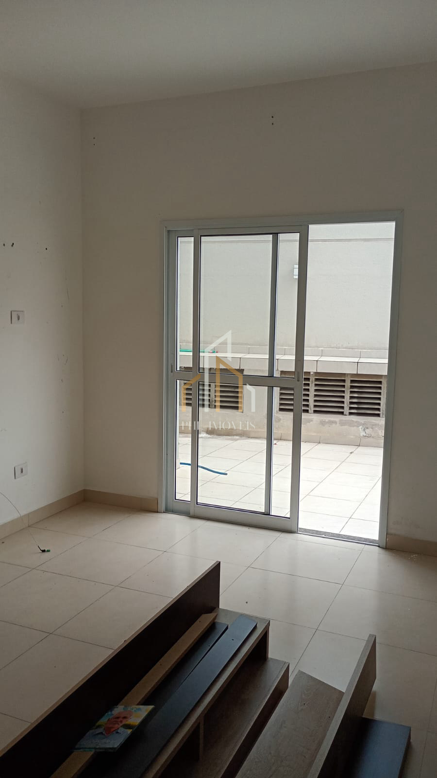 Apartamento Térreo - Próximo á Avenida Kennedy-SCSul