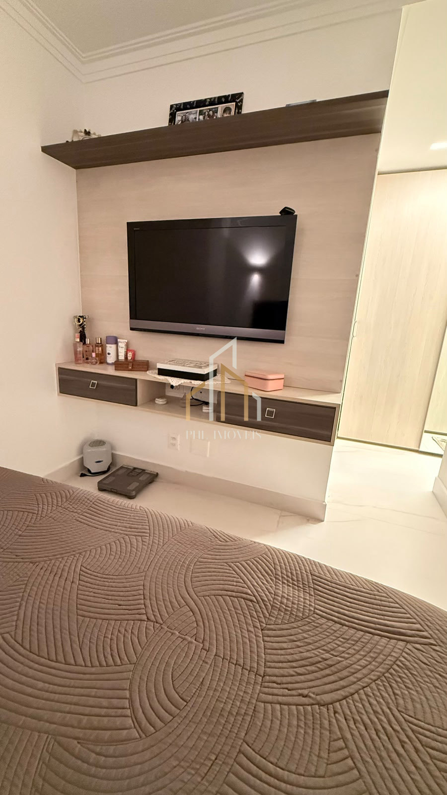 Apartamento Porteira Fechada - Bairro Olímpico-Andar Alto-Vista Livre 