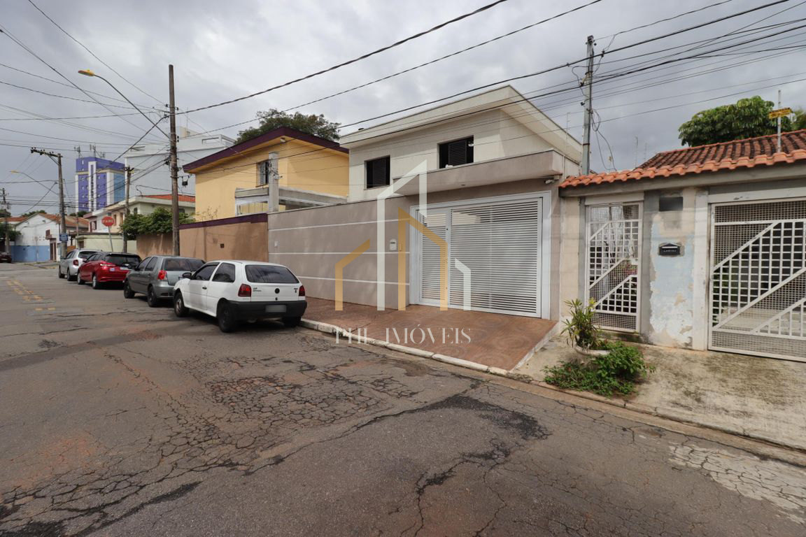 Casa-3 Dorms (1 Suíte) – Conforto e Localização Nobre em Santo André