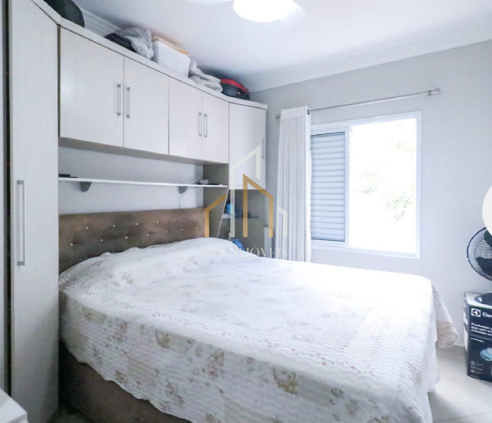 Apartamento 70 metros - 2 dormitórios - Elétrica e Hidráulica nova